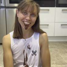 Wamgirlx: Chocolate Eating, Chocolate Spit and Chocolate Saliva