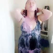 Thefetishgirl: Cleaning off All That Gunge