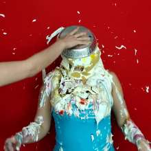 The Man and The Wife: New Download: 'Courtney's 30 Pie Barrage'