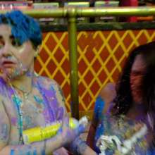 messyhot: Creamy Dreams--messy at a Real Ice Cream Shop