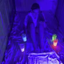 Wamgirlx: Glow in The Dark UV Gunging  Legs and Feet
