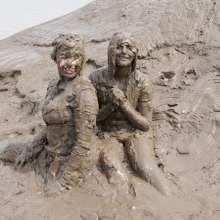 DungeonMasterOne: Goth Maude Gets Muddy!