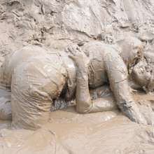 DungeonMasterOne: Goth Maude Gets Muddy!