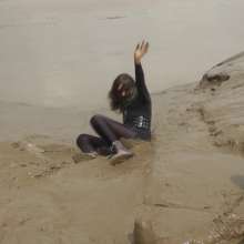 DungeonMasterOne: Goth Maude Gets Muddy!