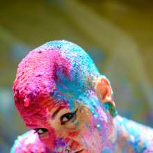 messyhot: Hex Hellflower Is a Goth Cake Smasher
