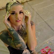 messyhot: Hex Hellflower Is a Goth Cake Smasher