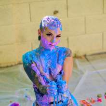 messyhot: Hex Hellflower Is a Goth Cake Smasher