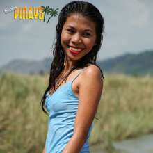 Owen: Jazz Soaks Her Jeans!  Photos