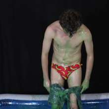 WamtasticUK: Justin Gunged in Banana Speedos