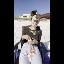 Splat Network: Kylie Frosted on the Beach