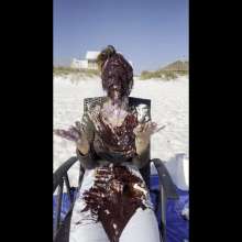 Splat Network: Kylie Frosted on the Beach