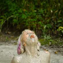 dlodoski: Anabelle Pync, Messy in Bubbling Mud--Photos