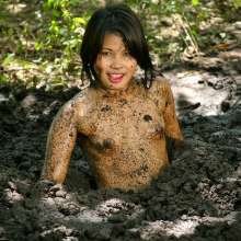 dlodoski: Cherry, Teasing Us in Thick Peat--Photos