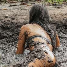 dlodoski: Gara, Teasing in Peat--Photos