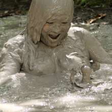 dlodoski: Mina, Messy in Bubbling Mud--Photos