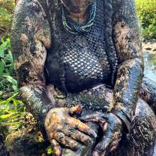 MelonieNosha: Na Mud Ste (Mud Yoga)