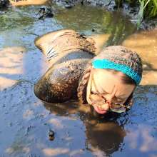 MelonieNosha: Na Mud Ste (Mud Yoga)