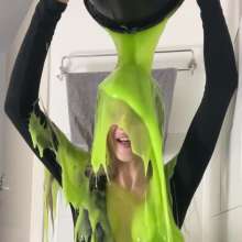 TheGungeZone: Phoebe Tricked Into A Gunging