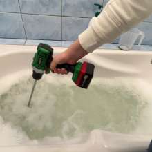 Wet Live Team: She Enjoyed a Bubble Bath While Swimming Fully-clothed