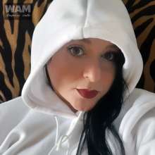 Wam Bagheera Studio: My beautiful White Suit before getting Totally Trashed with Grease