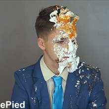 Cutiepied-production: Archibald 5 : Messed in Classy Clothes