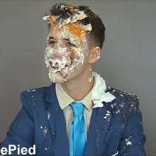 Cutiepied-production: Archibald 5 : Messed in Classy Clothes