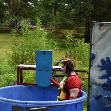 JD and Messy Andi: Drown the Clown!