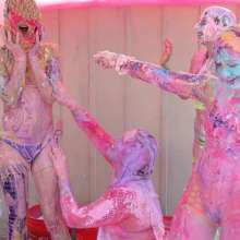 Darla DeVour: Darla's Messy Birthday Surprise Ft. Larz, Daisy and Creamy
