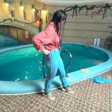 Wet Live Team: Dry Vs Wet in the Pool Completely Soaked Wetkook