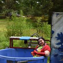 JD and Messy Andi: Drown the Clown!