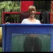 wamtec: Dunk Tank Divas--Sarah in Jeans