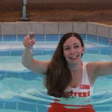 WildThang: Hooters Waitress Serves Drinks Poolside