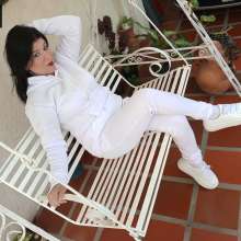Wam Bagheera Studio: My beautiful White Suit before getting Totally Trashed with Grease