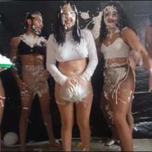 JohnWam: Messy Balloons