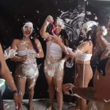 JohnWam: Messy Balloons