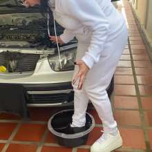 Wam Bagheera Studio: My Beautiful White Suit Totally Trashed with Grease