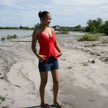 Owen: Nicole's River Mud Wallow--Photos