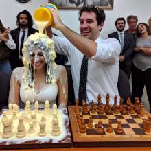 schneider: Messy Chess