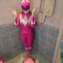 TheGungeZone: Pink Power Ranger's Messy Gunging