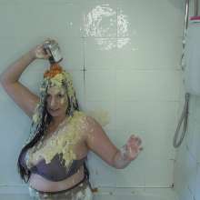 WAMfuns Messy Forfeits: Sophie Delane Plays Higher Or Lower