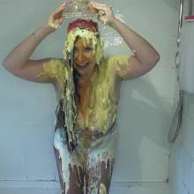 WAMfuns Messy Forfeits: Sophie Delane Plays Higher Or Lower