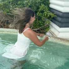WetPlace: Stunning Anny Bath In White Dress