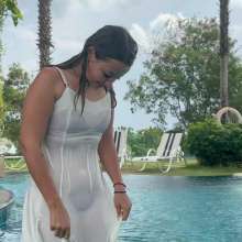 WetPlace: Stunning Anny Bath In White Dress