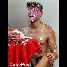 Cutiepied-production: Wilham 2 :Face Smashed in the Cake