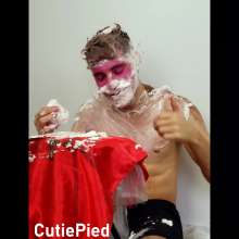 Cutiepied-production: Wilham 2 :Face Smashed in the Cake