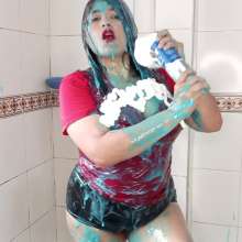 Hikari-Studio-Wam: A Bath of Slime and Shaving Foam