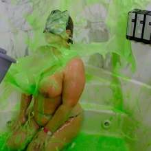 messyhot: CeelCee Slimed While Inserting Huge Energy Drink Cans