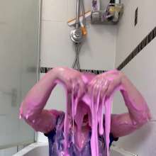 TheGungeZone: Delilah's Messy Football Forfeit