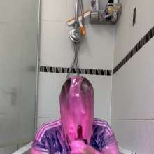 TheGungeZone: Delilah's Messy Football Forfeit