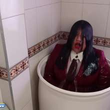 Hikari-Studio-Wam: Hikari Showers in Her Bucket of Water.
